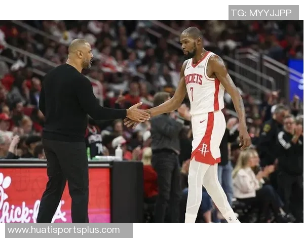 乌度卡透露杜兰特因球迷意外受伤谢泼德将担任首发球员